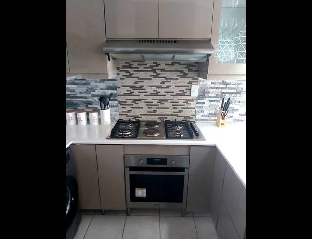 2 BEDROOM APARTMENT TO LET IN TERRA NOVA